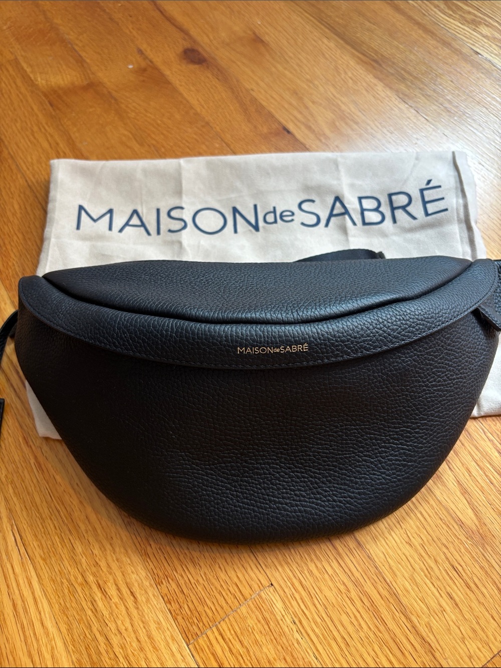 MAISON de SABRÉ The Sling Bag